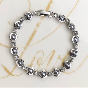Silver Tone Clear Rhinestone Bracelet